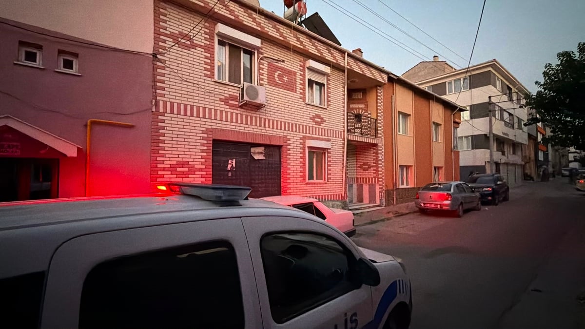 Eskişehir'de Yalnız Yaşayan Adam Evinde Ölü Bulundu