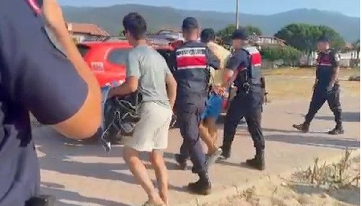 Kuşadası'nda Seri Hırsız Suçüstü: 3 Milyon 850 Bin Liralık Çalıntı Ele Geçirildi
