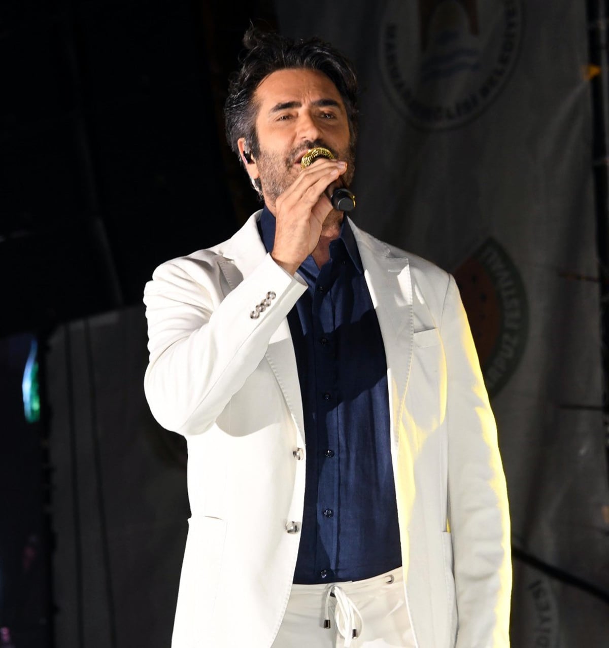 Mahsun Kırmızıgül'den Karpuz Festivali'nde Barış Mesajı